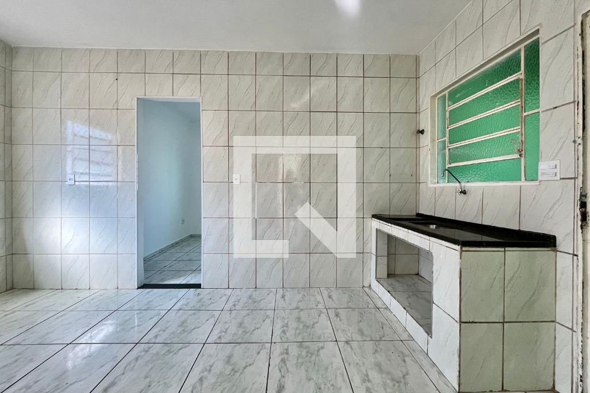 Casa à Venda - Parque Prado, 4 Quartos,  140 m2 em , Campinas - sp | SoloBR