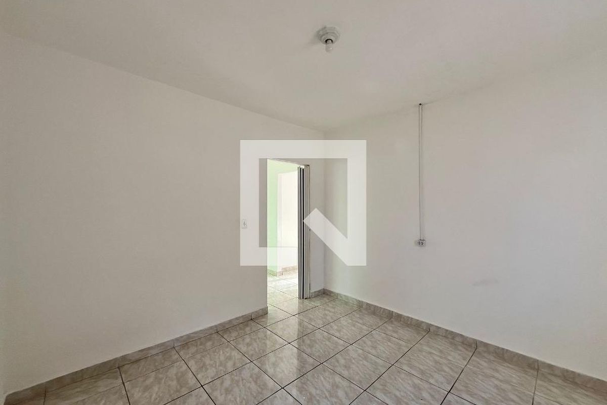 Casa à Venda - Parque Prado, 4 Quartos,  140 m2 em , Campinas - sp | SoloBR
