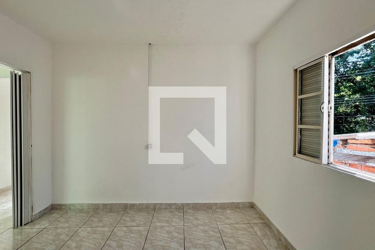 Casa à Venda - Parque Prado, 4 Quartos,  140 m2 em , Campinas - sp | SoloBR