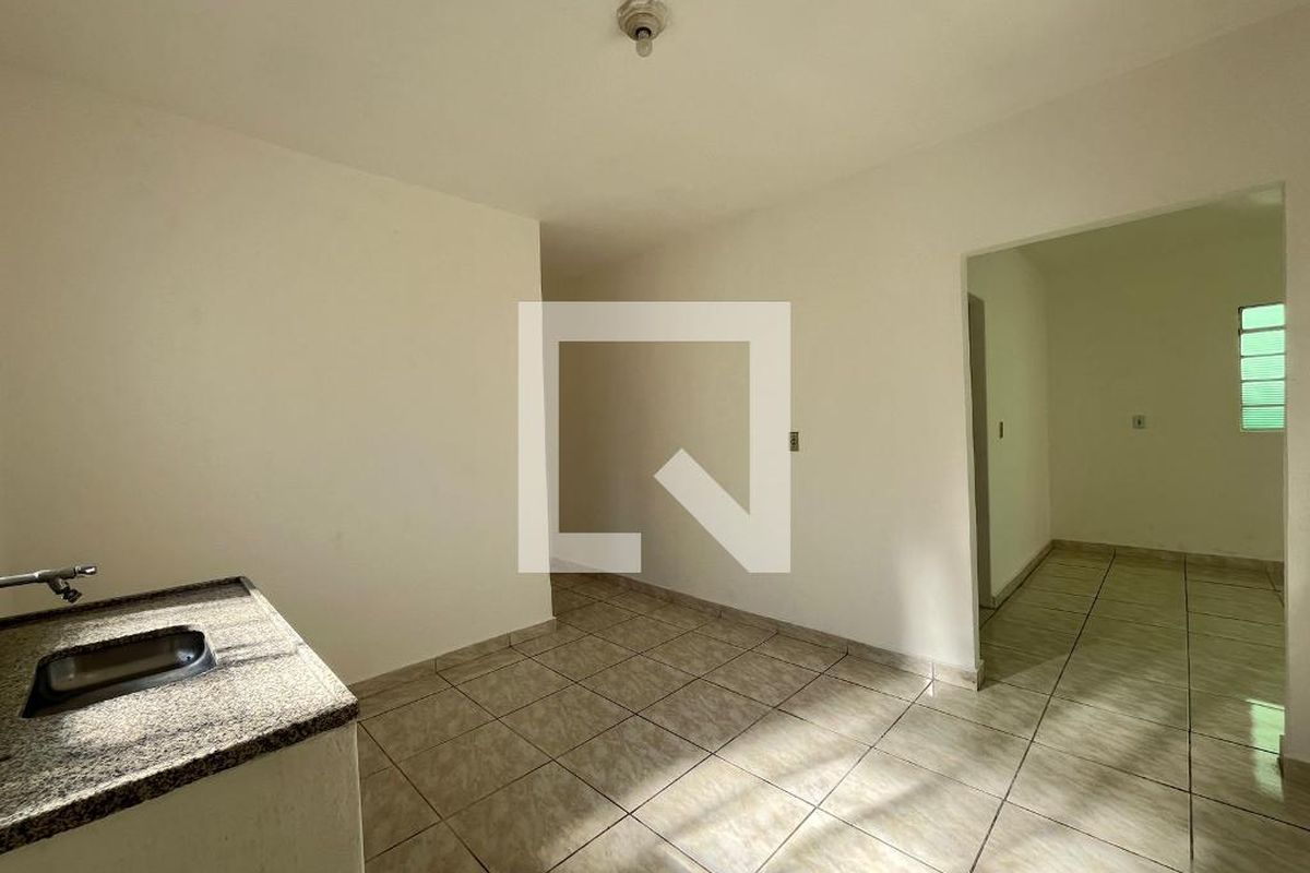 Casa à Venda - Parque Prado, 4 Quartos,  140 m2 em , Campinas - sp | SoloBR