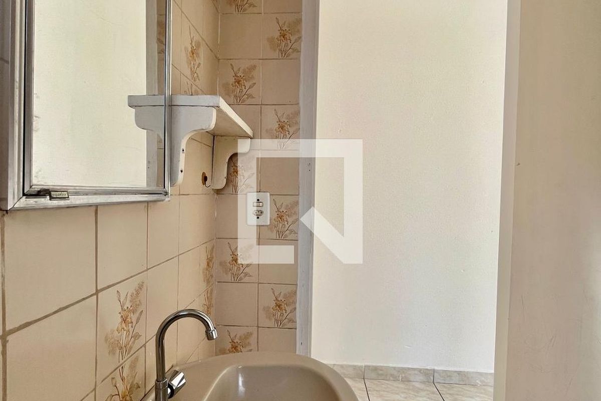 Casa à Venda - Parque Prado, 4 Quartos,  140 m2 em , Campinas - sp | SoloBR