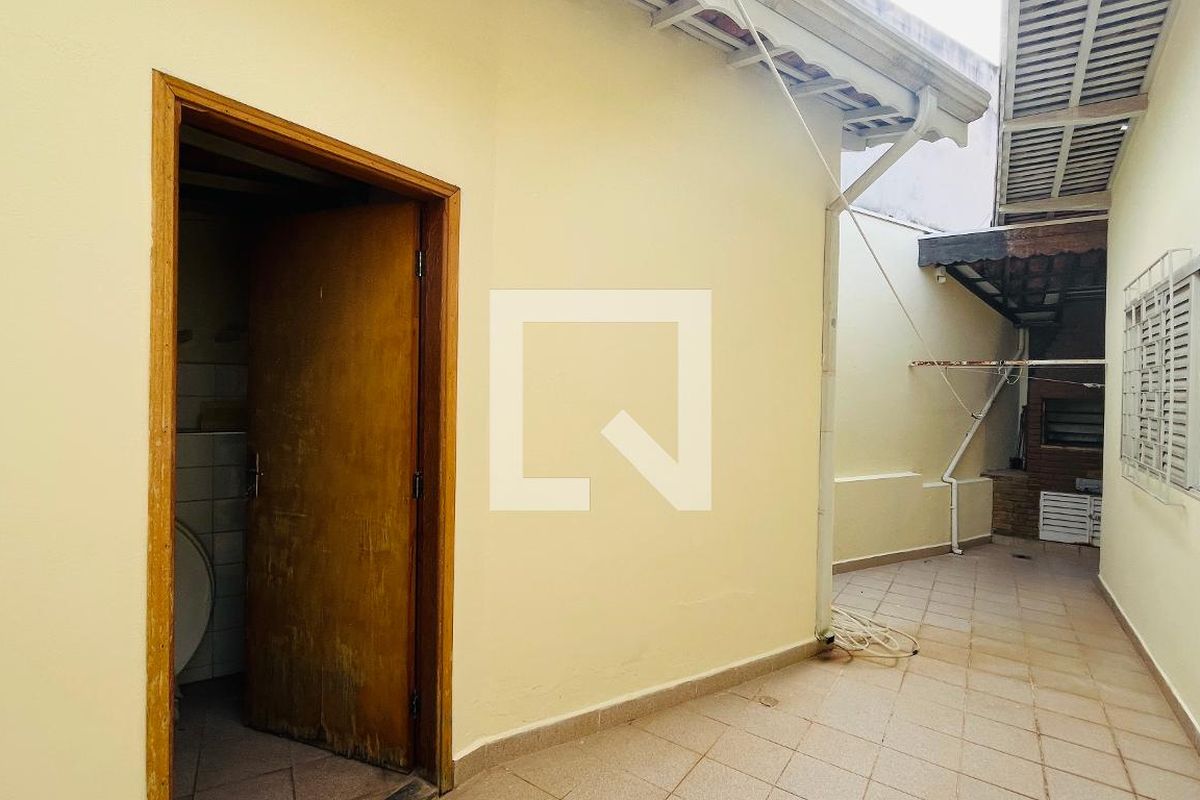 Casa à Venda - Nova Campinas, 4 Quartos,  303 m2 em , Campinas - sp | SoloBR