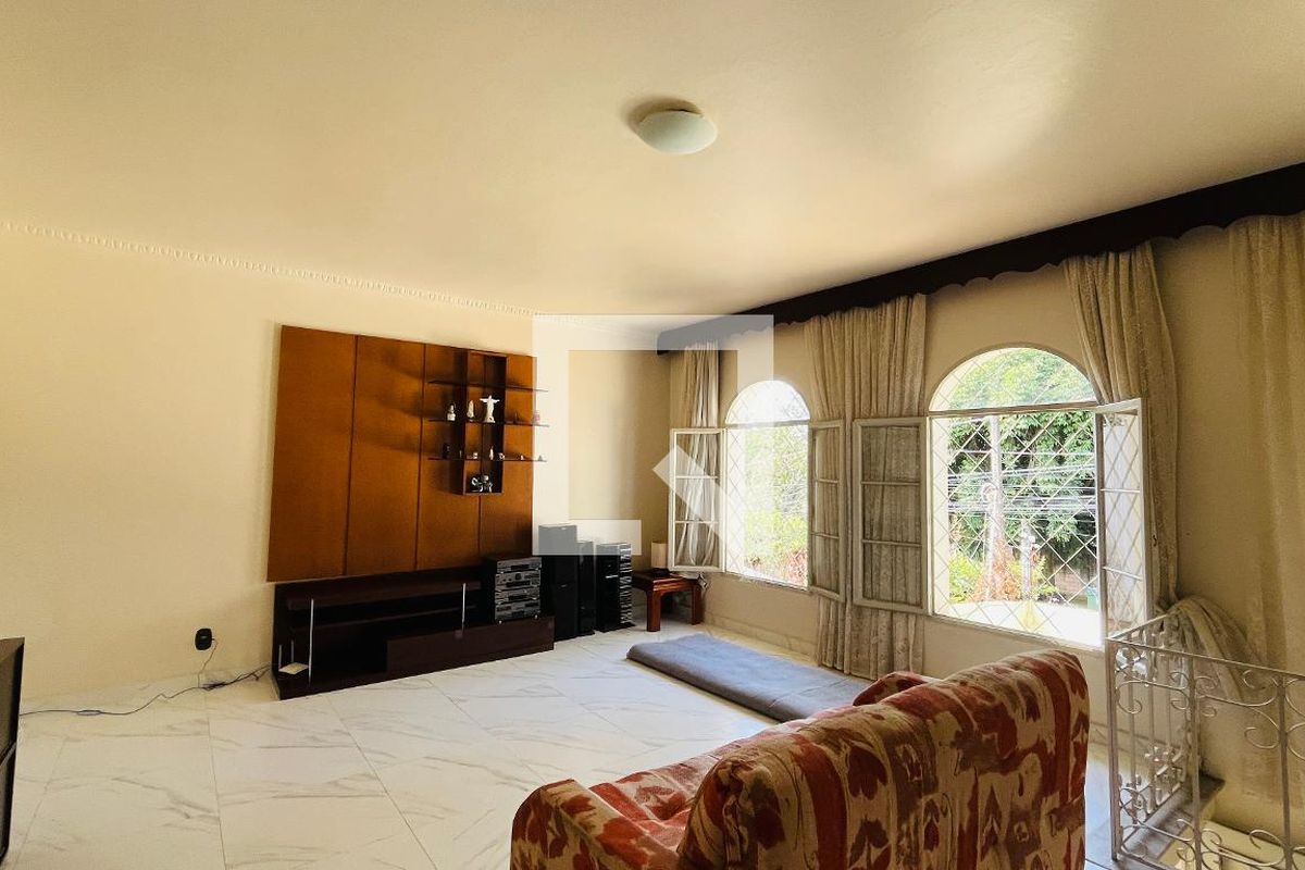 Casa à Venda - Nova Campinas, 4 Quartos,  303 m2 em , Campinas - sp | SoloBR