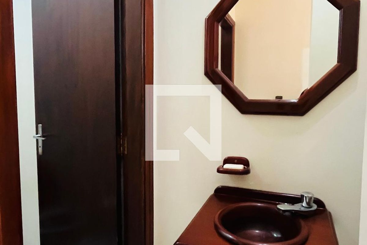Casa à Venda - Nova Campinas, 4 Quartos,  303 m2 em , Campinas - sp | SoloBR