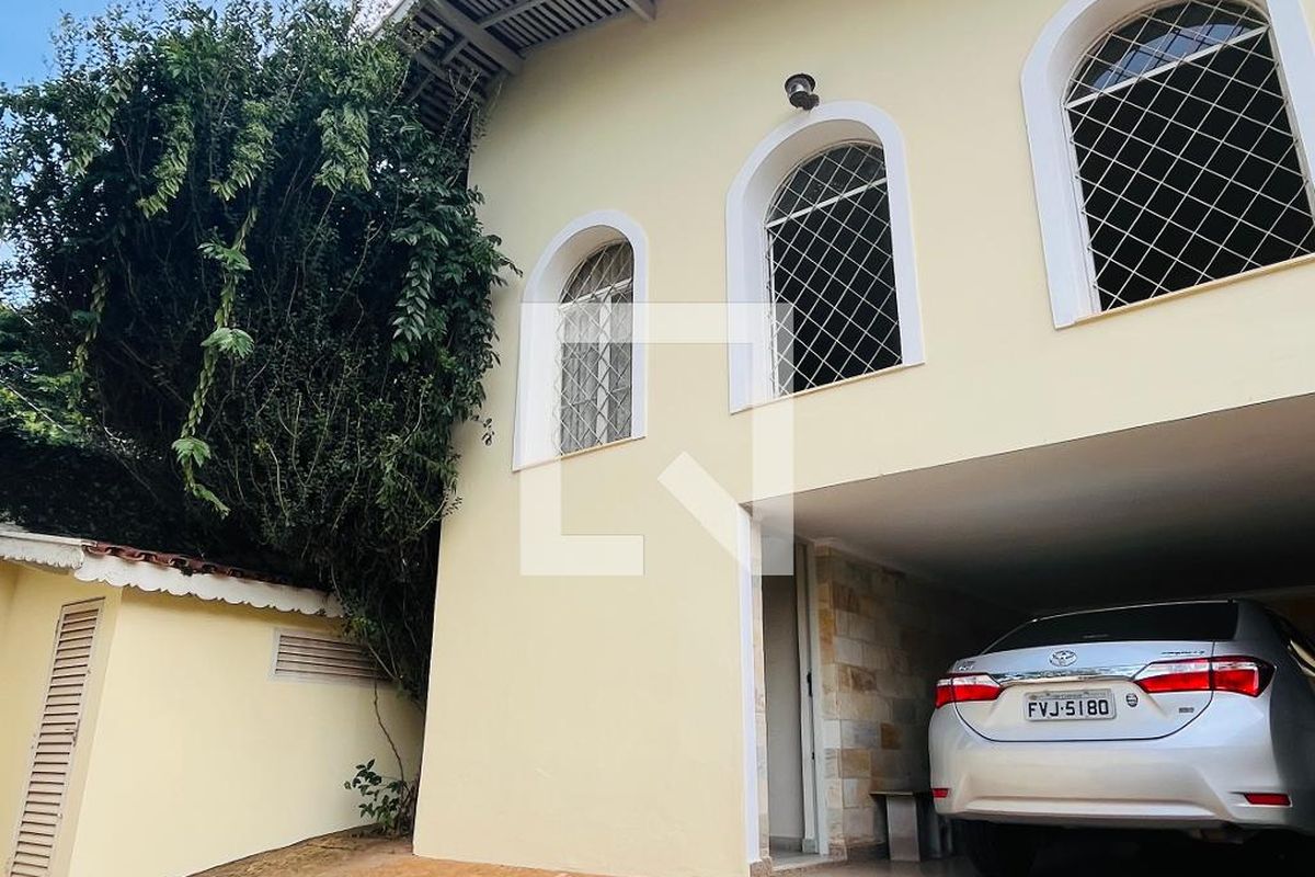 Casa à Venda - Nova Campinas, 4 Quartos,  303 m2 em , Campinas - sp | SoloBR