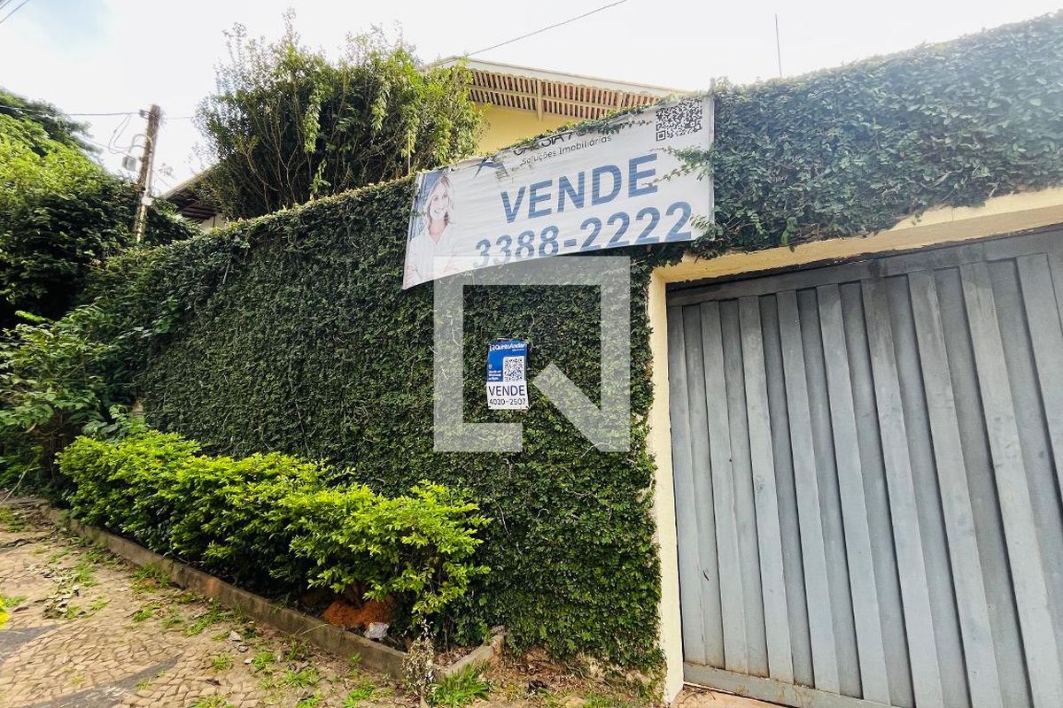 Casa à Venda - Nova Campinas, 4 Quartos,  303 m2 em , Campinas - sp | SoloBR