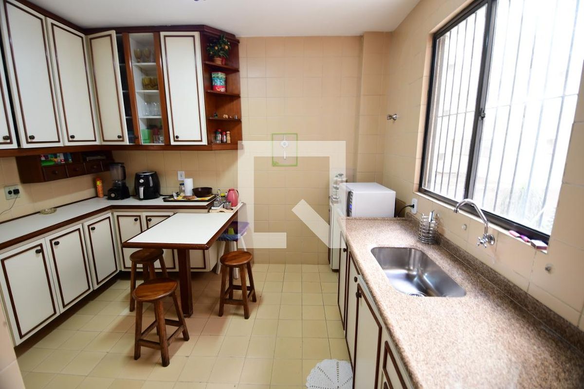 Apartamento à Venda - Cambuí, 3 Quartos,  127 m2 em , Campinas - sp | SoloBR