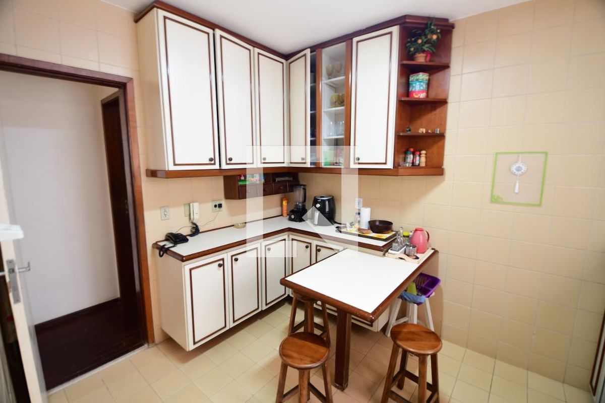 Apartamento à Venda - Cambuí, 3 Quartos,  127 m2 em , Campinas - sp | SoloBR