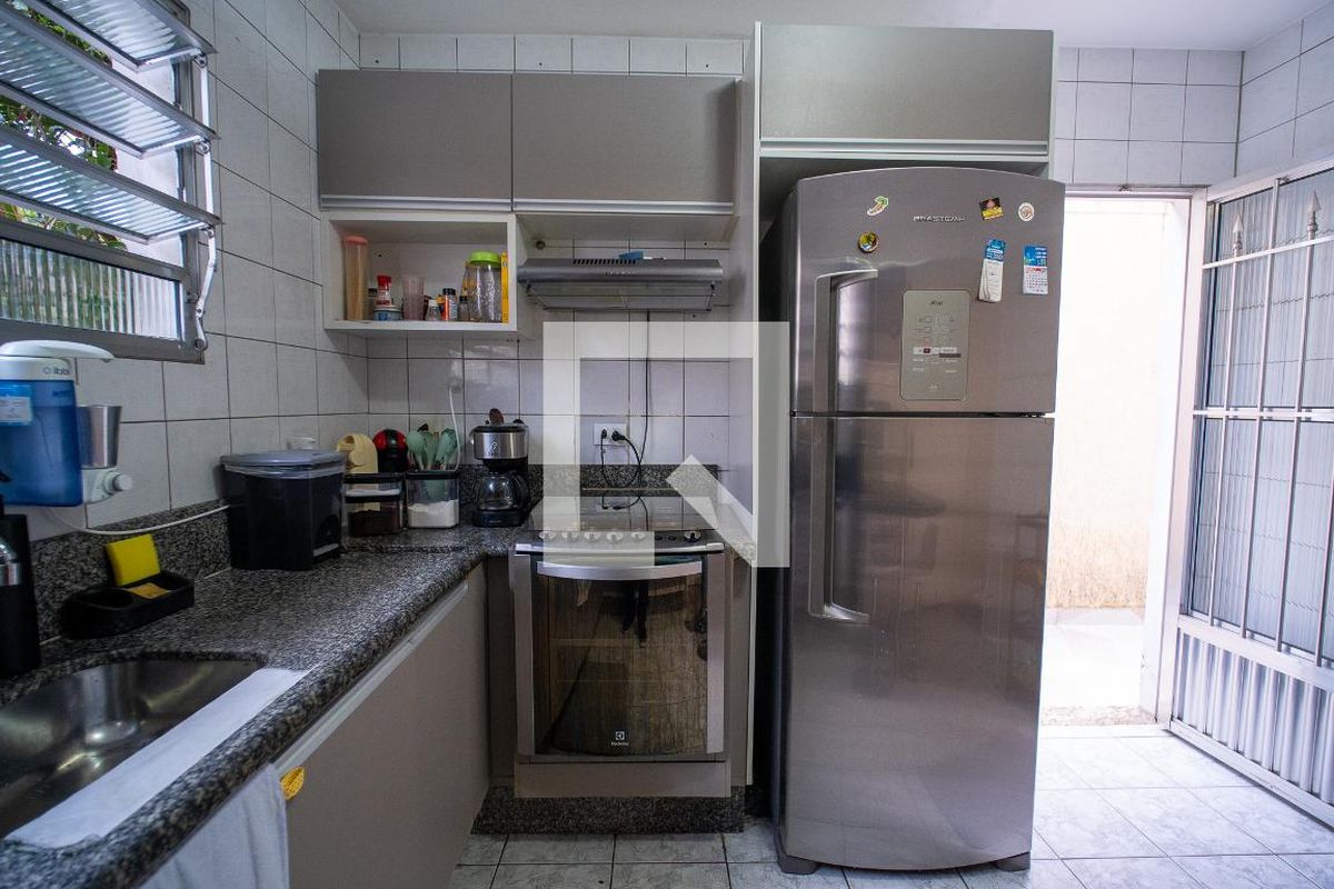 Casa, 3 quartos, 200 m² - Foto 47