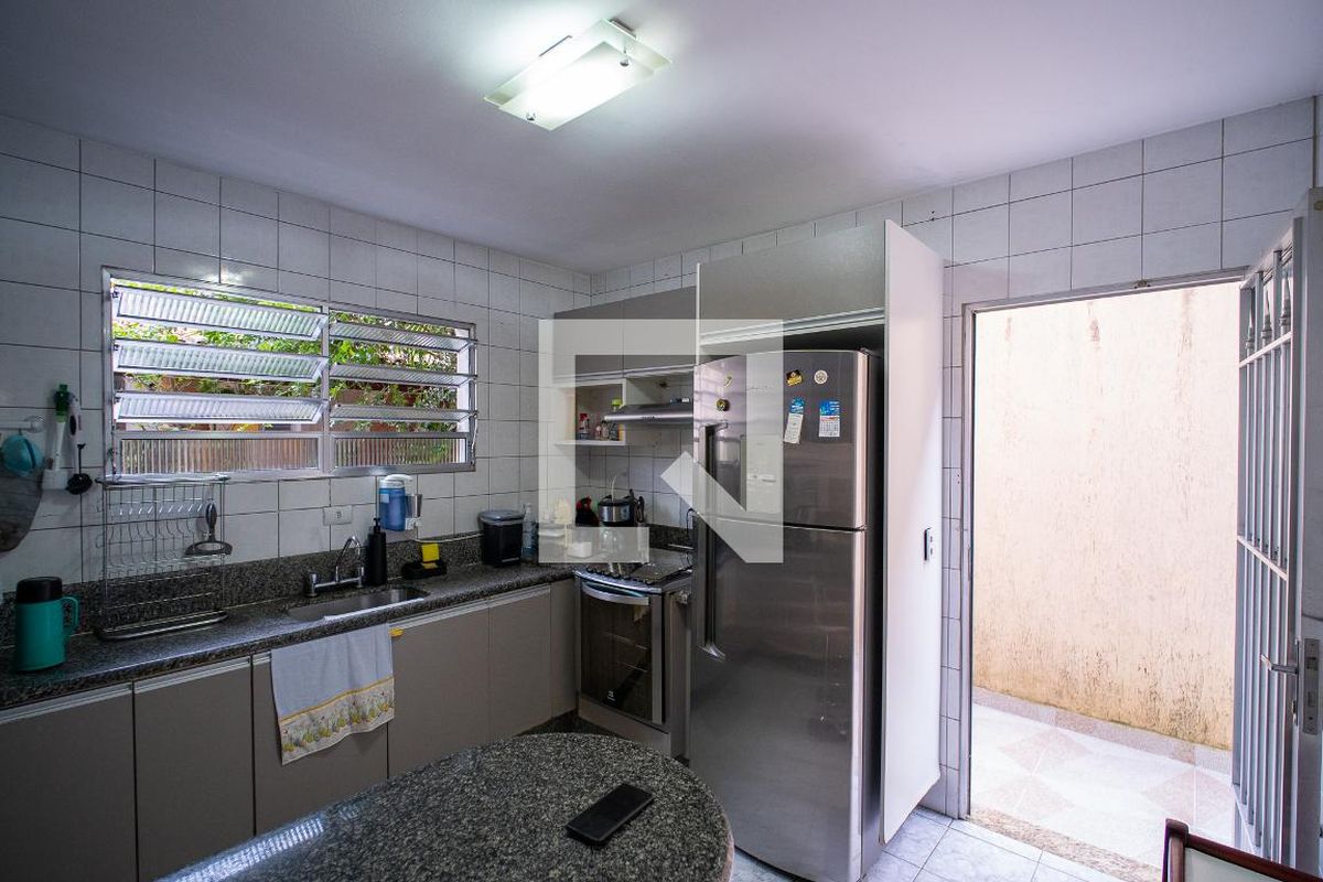 Casa, 3 quartos, 200 m² - Foto 46