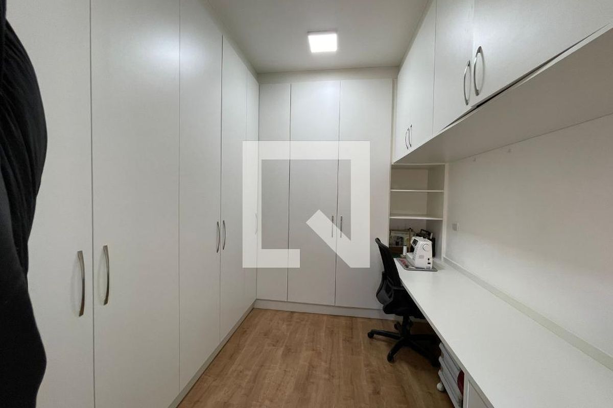 Casa à Venda - Lot. Alphaville Campinas, 4 Quartos,  300 m2 em , Campinas - sp | SoloBR