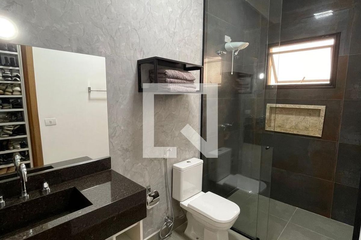 Casa à Venda - Lot. Alphaville Campinas, 4 Quartos,  300 m2 em , Campinas - sp | SoloBR