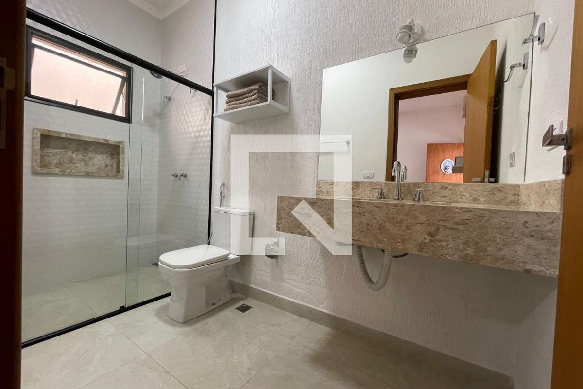 Casa à Venda - Lot. Alphaville Campinas, 4 Quartos,  300 m2 em , Campinas - sp | SoloBR