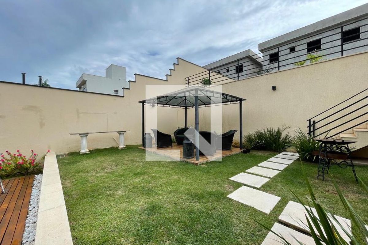 Casa à Venda - Lot. Alphaville Campinas, 4 Quartos,  300 m2 em , Campinas - sp | SoloBR