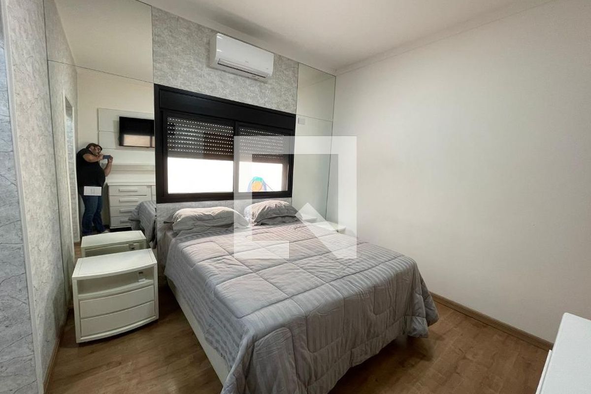 Casa à Venda - Lot. Alphaville Campinas, 4 Quartos,  300 m2 em , Campinas - sp | SoloBR