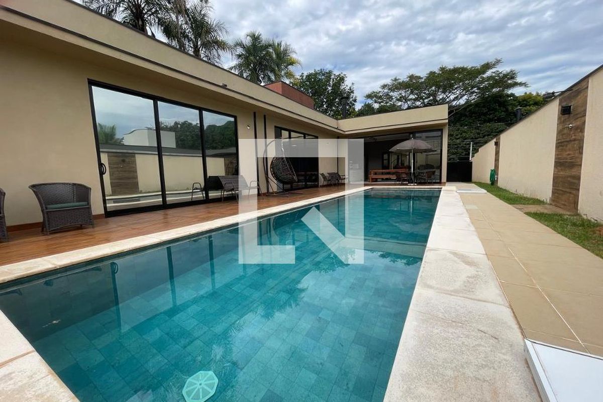 Casa à Venda - Lot. Alphaville Campinas, 4 Quartos,  300 m2 em , Campinas - sp | SoloBR