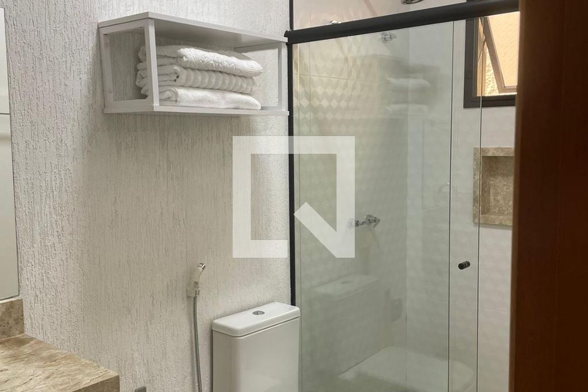 Casa à Venda - Lot. Alphaville Campinas, 4 Quartos,  300 m2 em , Campinas - sp | SoloBR