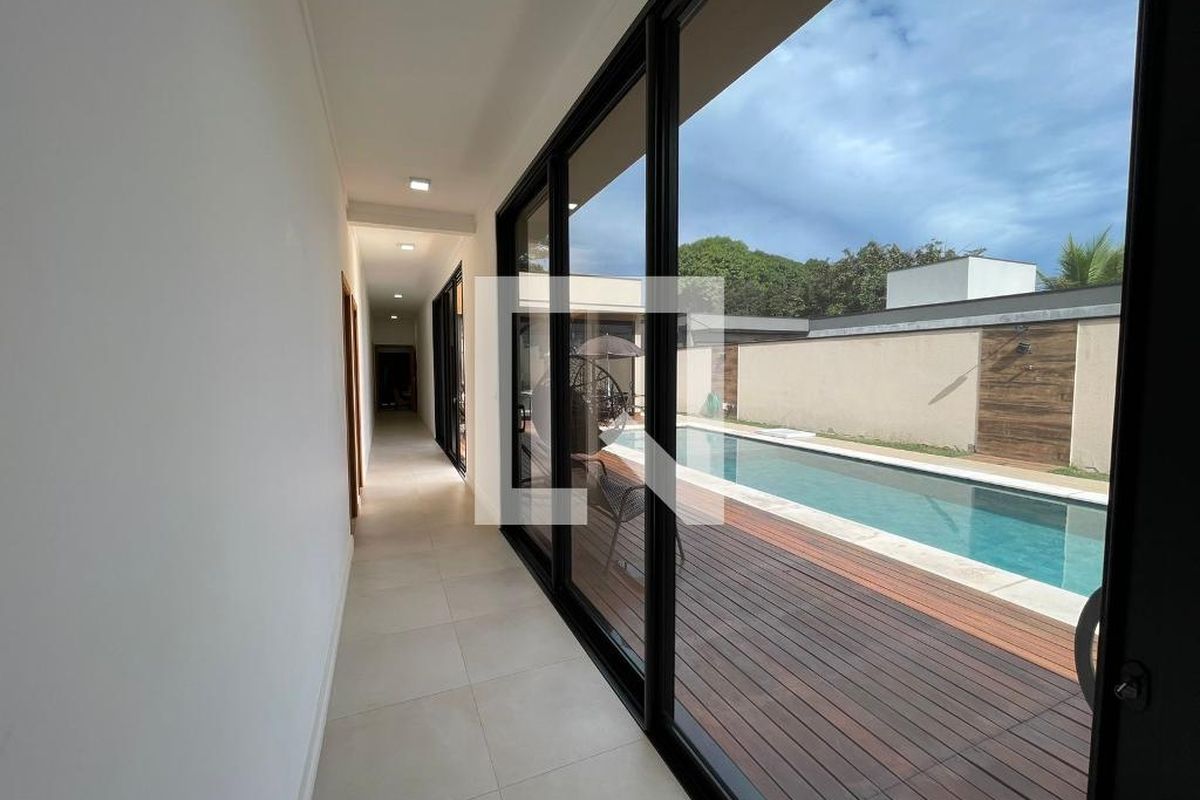 Casa à Venda - Lot. Alphaville Campinas, 4 Quartos,  300 m2 em , Campinas - sp | SoloBR