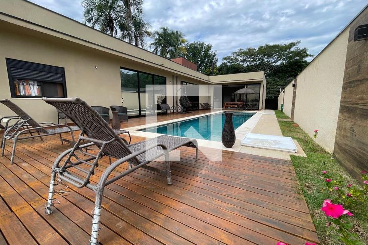 Casa à Venda - Lot. Alphaville Campinas, 4 Quartos,  300 m2 em , Campinas - sp | SoloBR