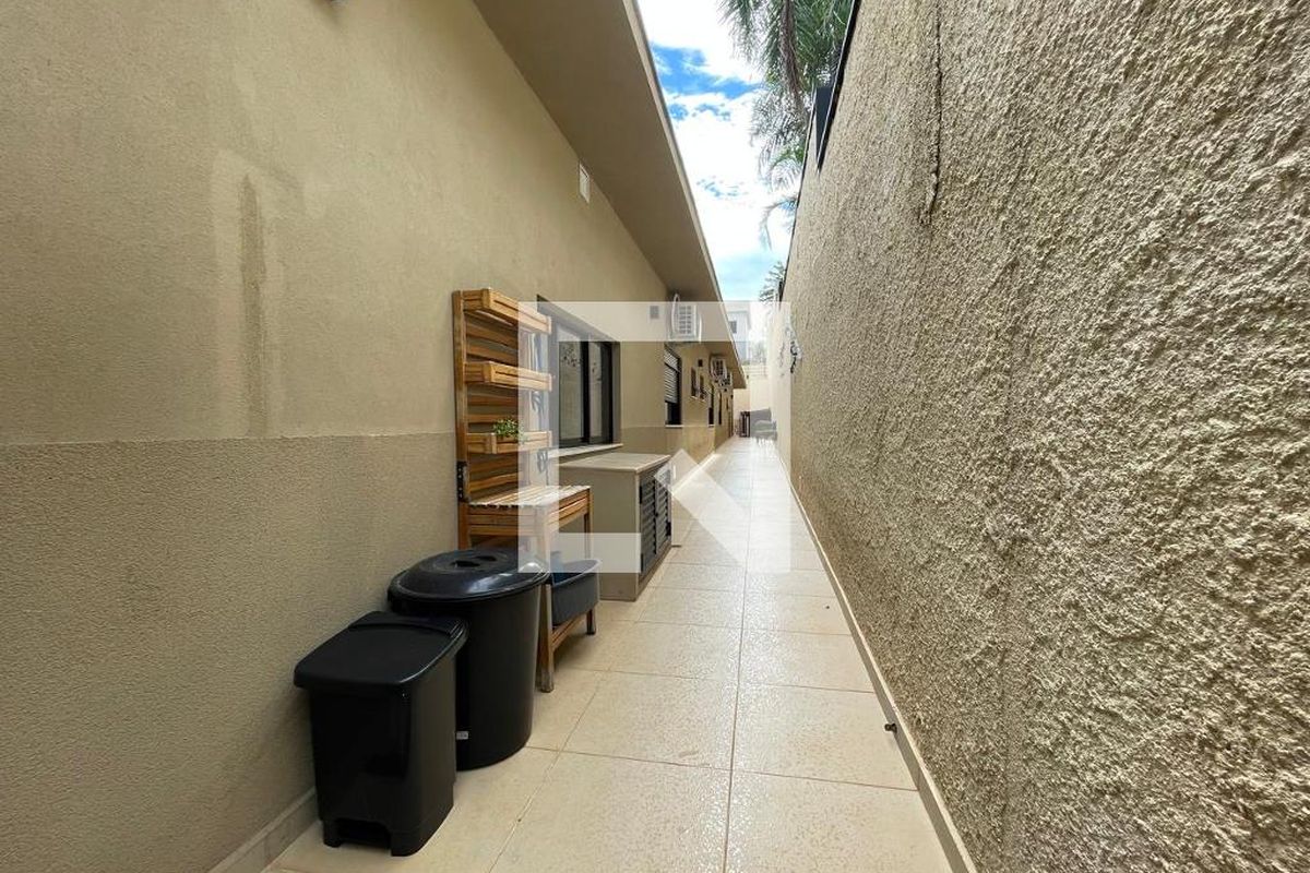 Casa à Venda - Lot. Alphaville Campinas, 4 Quartos,  300 m2 em , Campinas - sp | SoloBR
