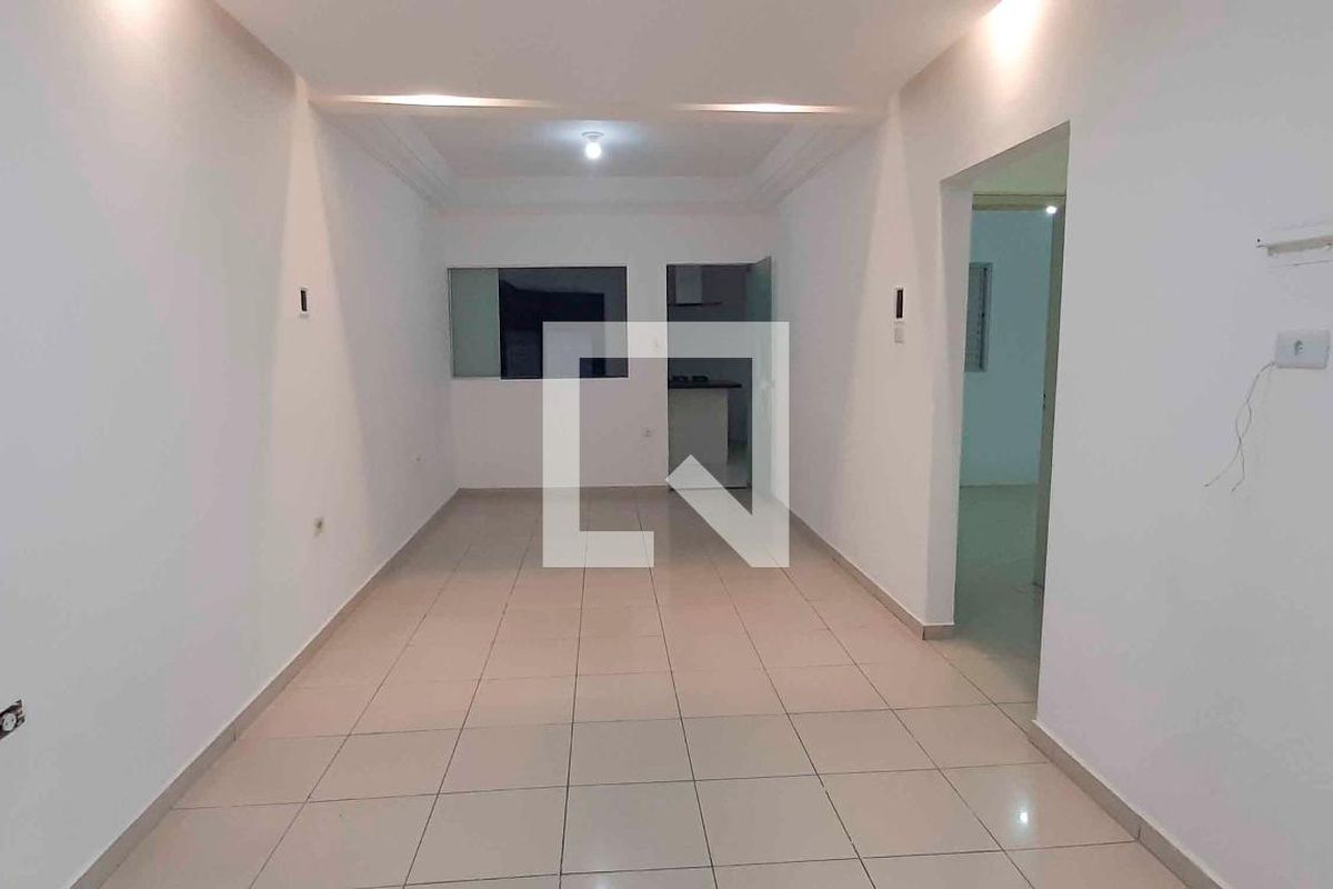 Casa, 2 quartos, 235 m² - Foto 1