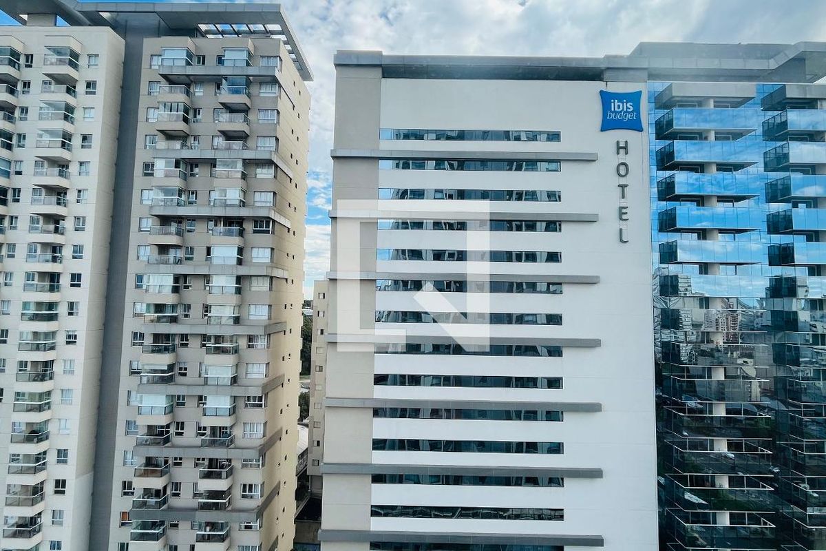 Apartamento à Venda - Bosque, 1 Quarto,  46 m2 em , Campinas - sp | SoloBR