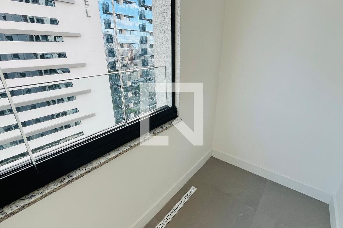 Apartamento à Venda - Bosque, 1 Quarto,  46 m2 em , Campinas - sp | SoloBR