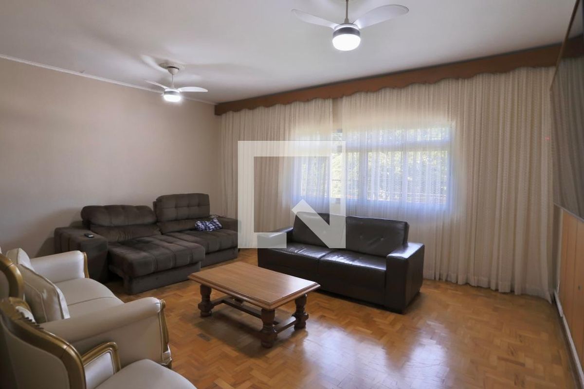 Casa, 3 quartos, 157 m² - Foto 4