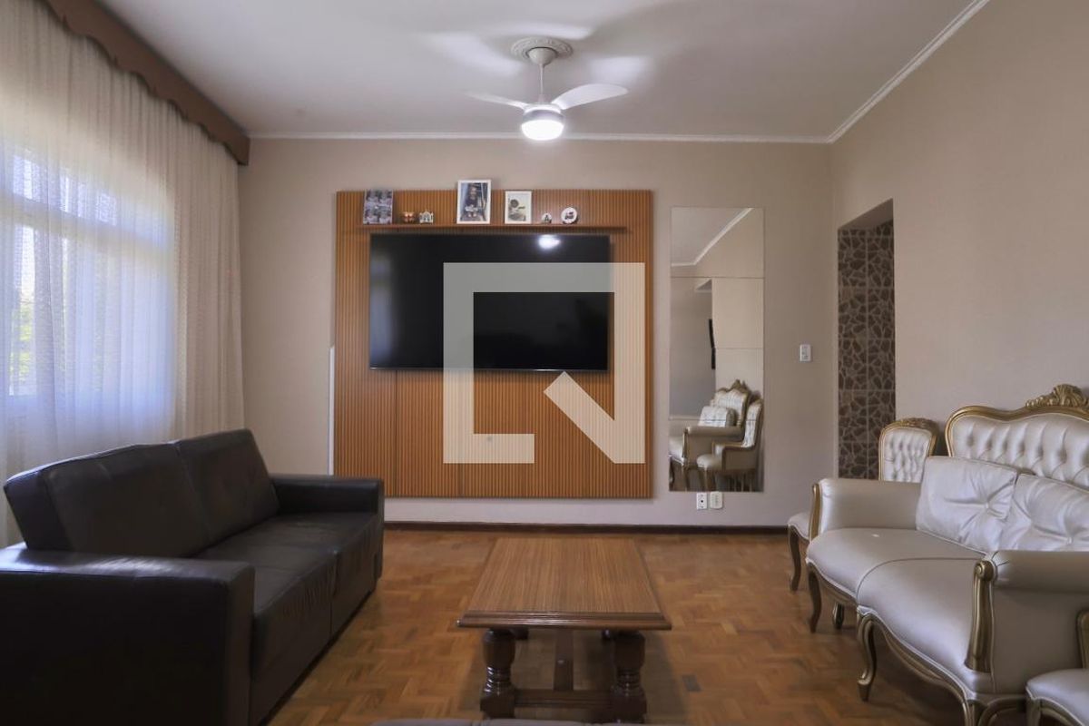 Casa, 3 quartos, 157 m² - Foto 2