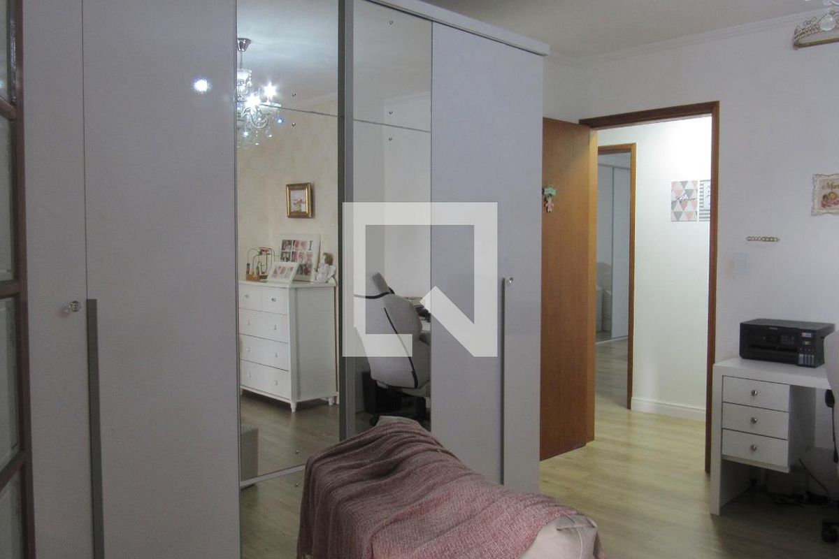 Casa, 3 quartos, 280 m² - Foto 33