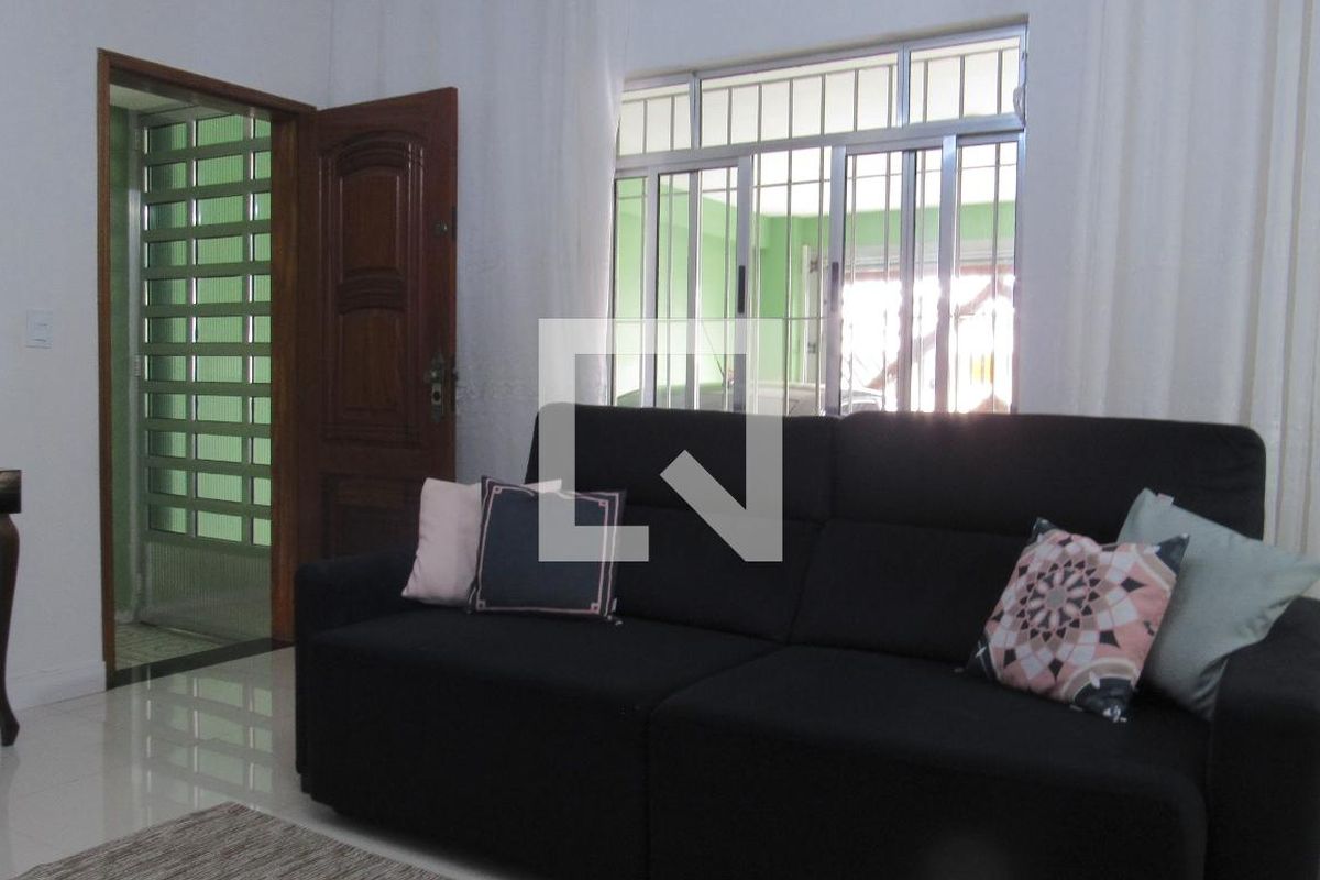 Casa, 3 quartos, 280 m² - Foto 1