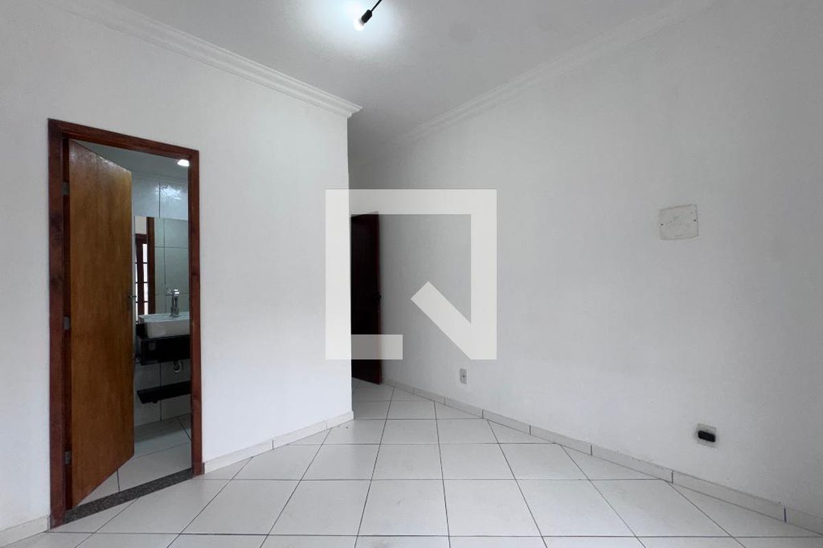 Casa, 4 quartos, 200 m² - Foto 13