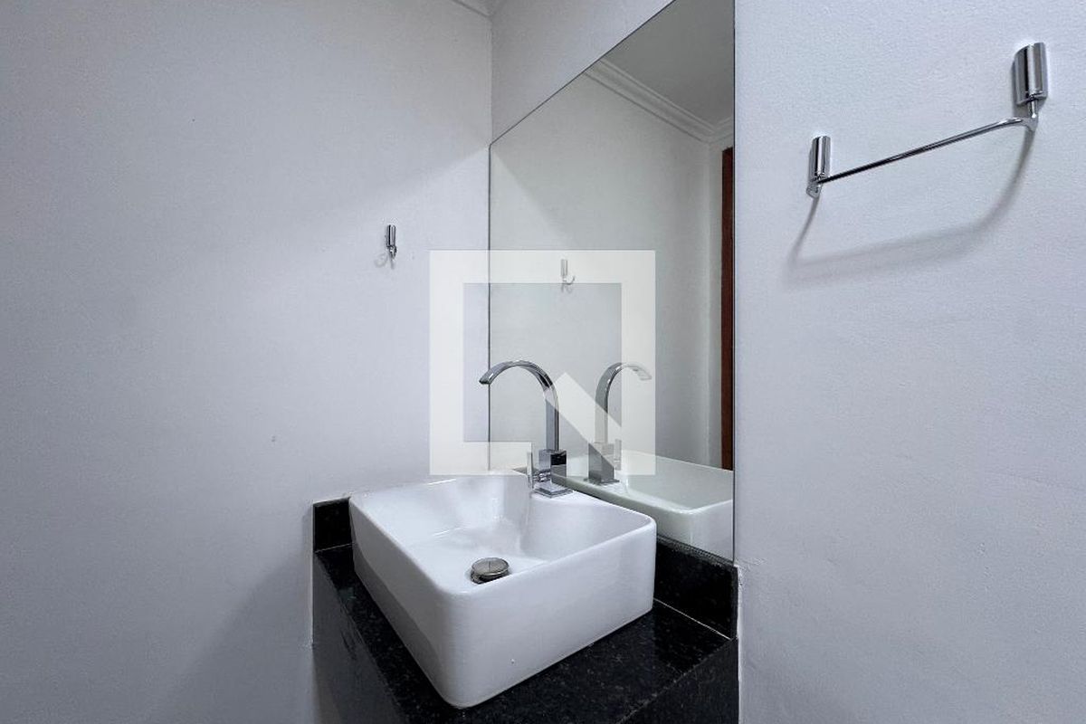 Casa, 4 quartos, 200 m² - Foto 32