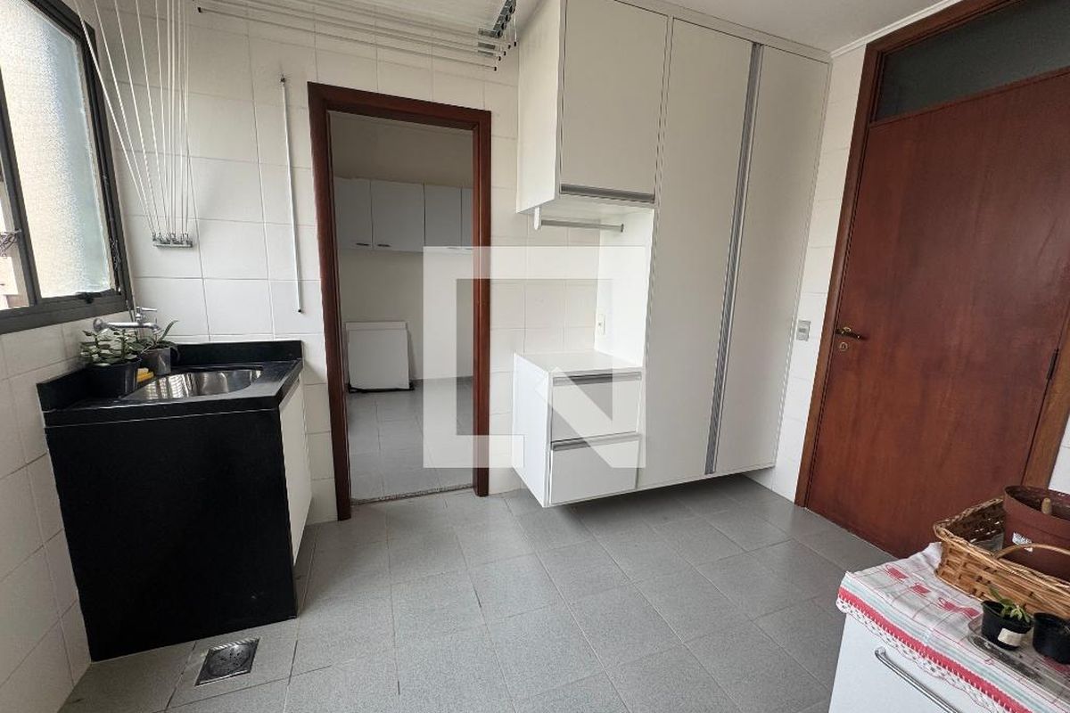 Apartamento à Venda - Cambuí, 4 Quartos,  257 m2 em , Campinas - sp | SoloBR