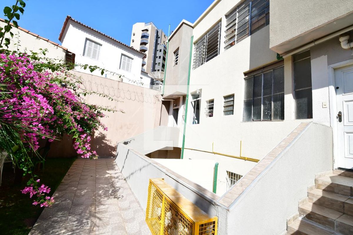 Casa à Venda - Cambuí, 2 Quartos,  89 m2 em , Campinas - sp | SoloBR