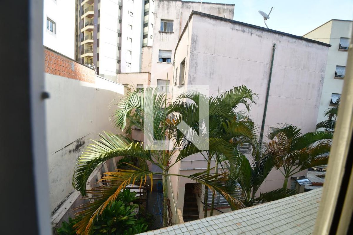 Casa à Venda - Cambuí, 2 Quartos,  89 m2 em , Campinas - sp | SoloBR