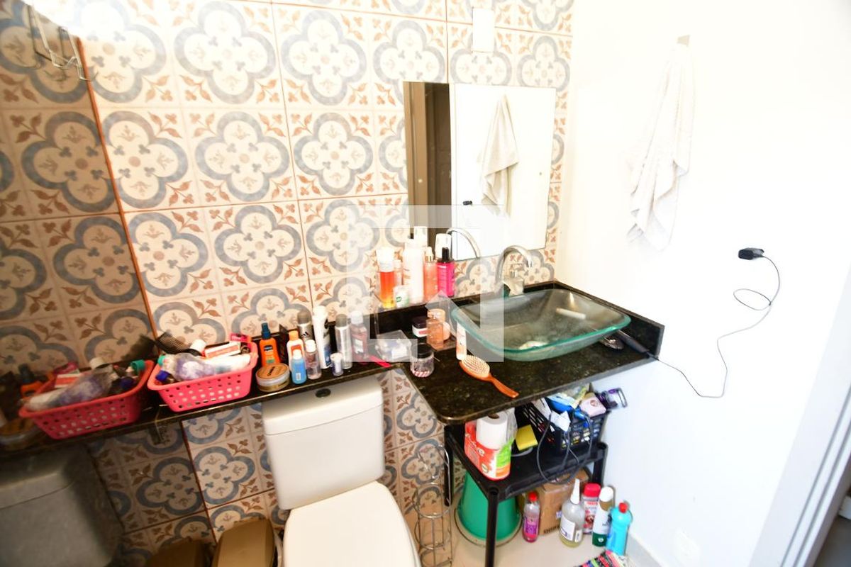 Casa à Venda - Cambuí, 2 Quartos,  89 m2 em , Campinas - sp | SoloBR