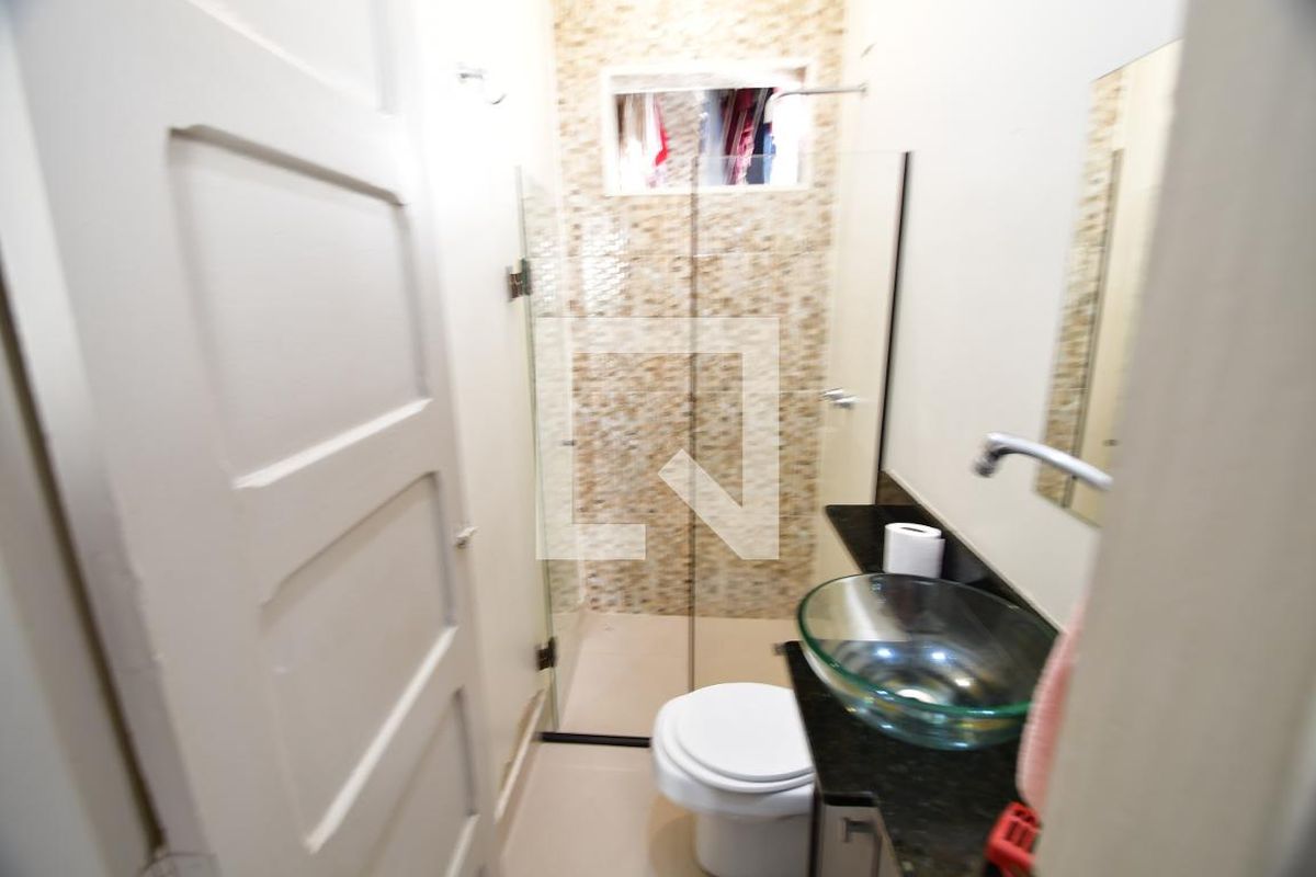 Casa à Venda - Cambuí, 2 Quartos,  89 m2 em , Campinas - sp | SoloBR
