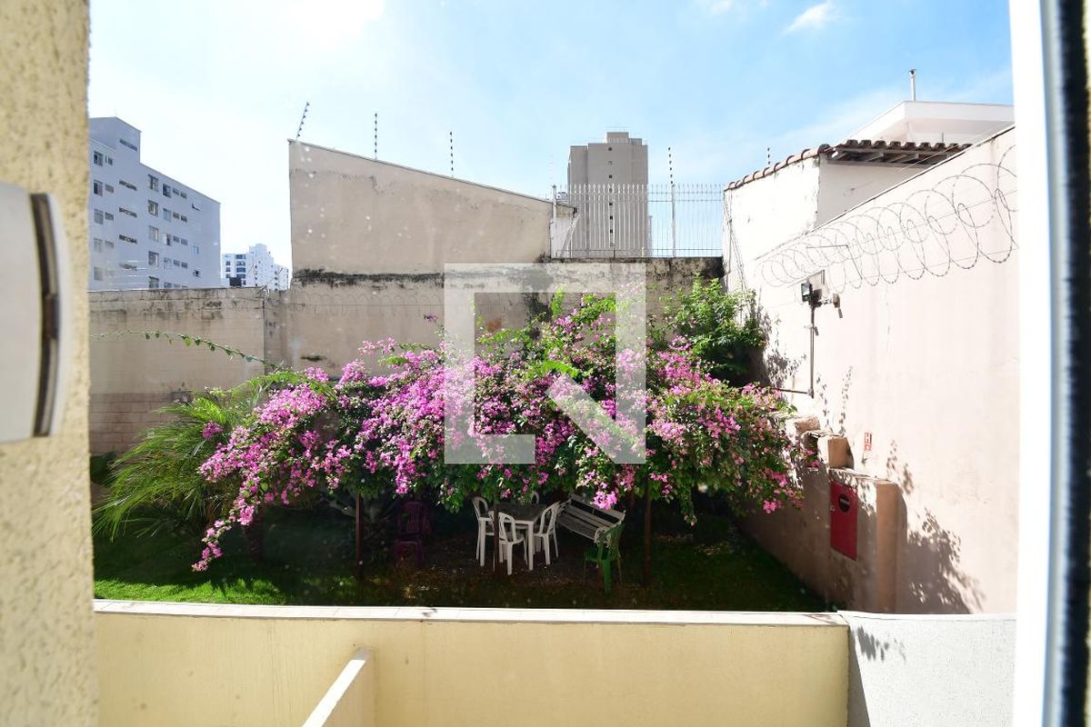 Casa à Venda - Cambuí, 2 Quartos,  89 m2 em , Campinas - sp | SoloBR