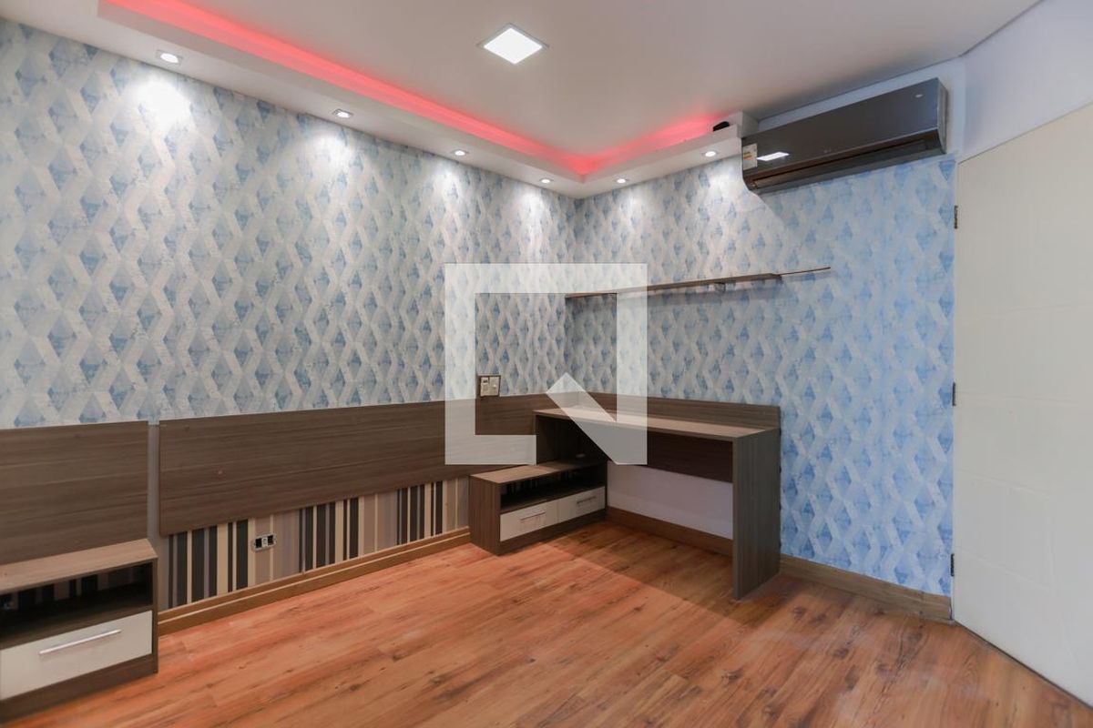 Casa, 3 quartos, 200 m² - Foto 13