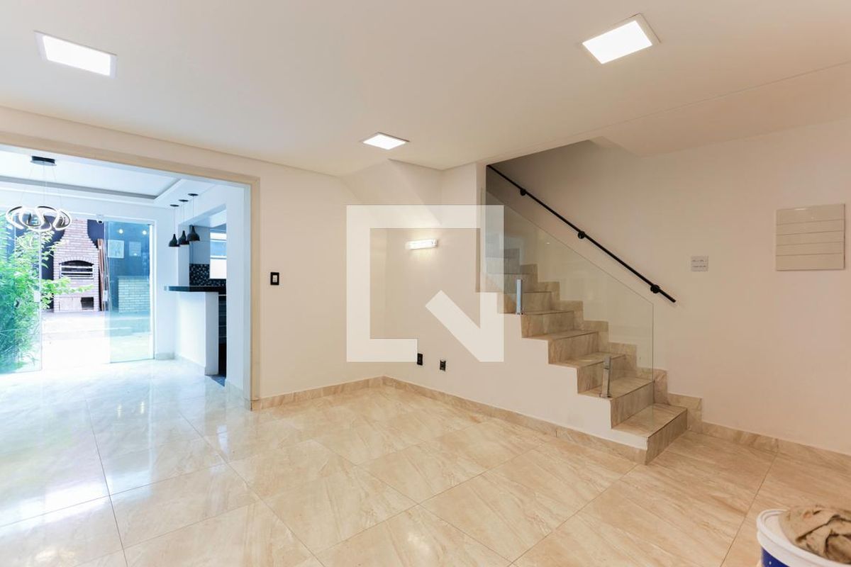 Casa, 3 quartos, 200 m² - Foto 2