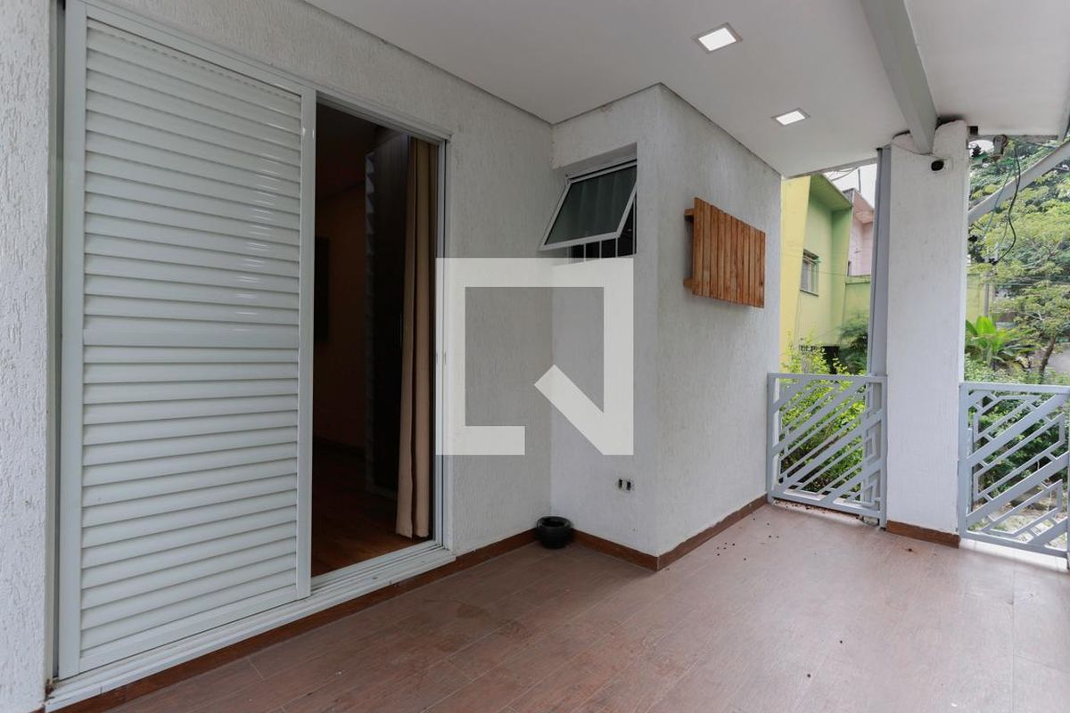 Casa, 3 quartos, 200 m² - Foto 17