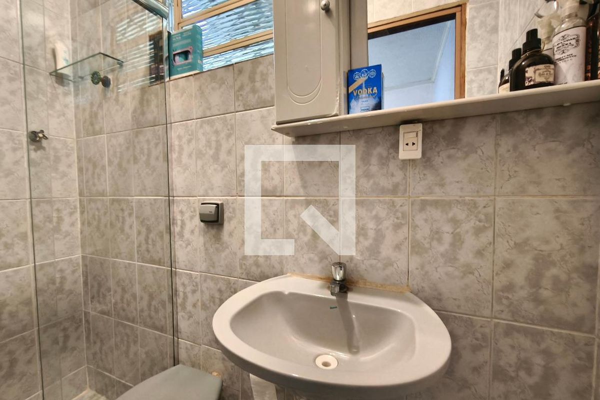 Casa à Venda - Jardim do Lago, 4 Quartos,  193 m2 em , Campinas - sp | SoloBR