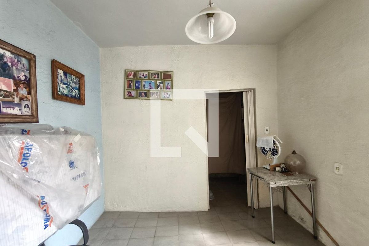 Casa à Venda - Jardim do Lago, 4 Quartos,  193 m2 em , Campinas - sp | SoloBR