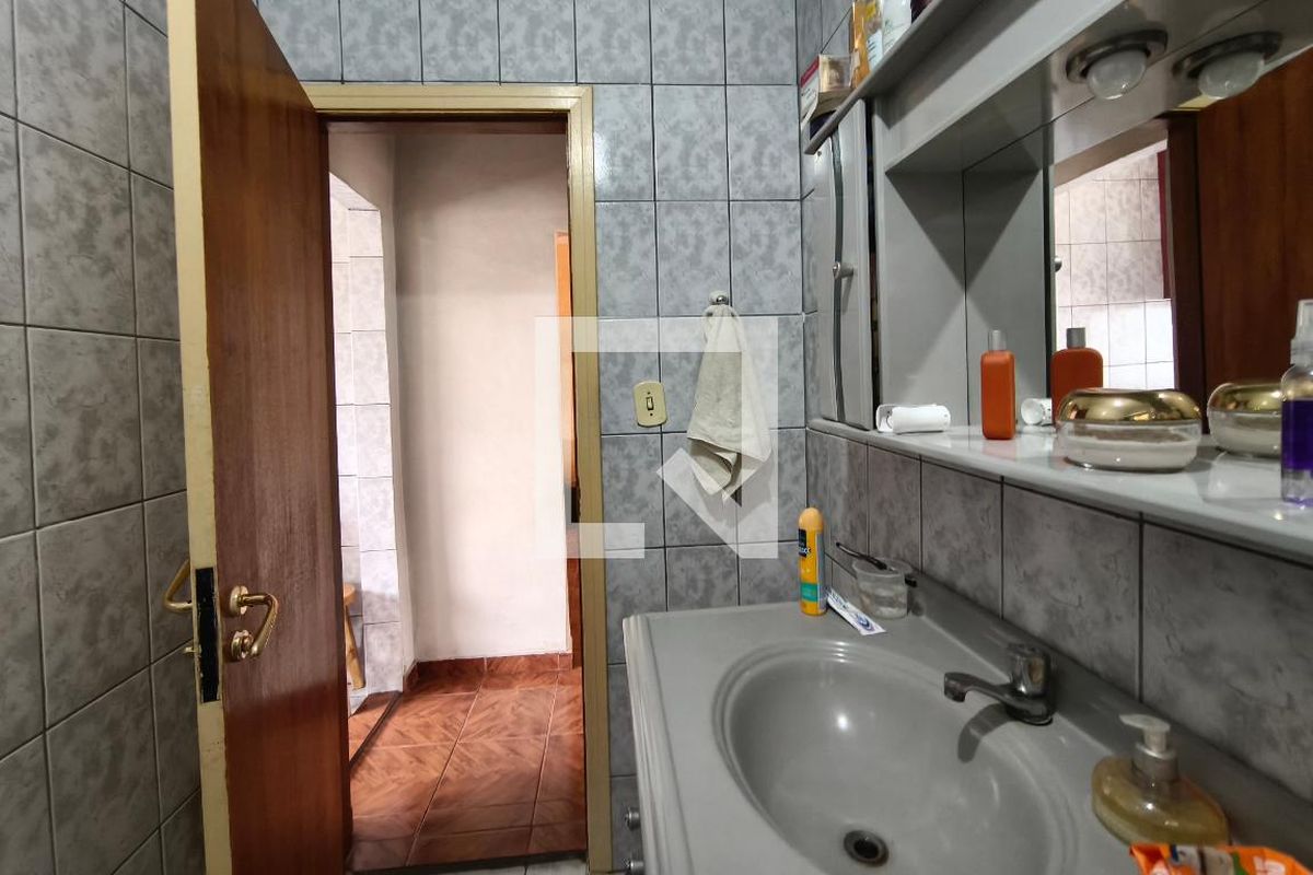 Casa à Venda - Jardim do Lago, 4 Quartos,  193 m2 em , Campinas - sp | SoloBR