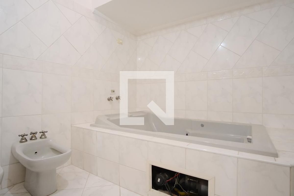 Casa, 2 quartos, 275 m² - Foto 19
