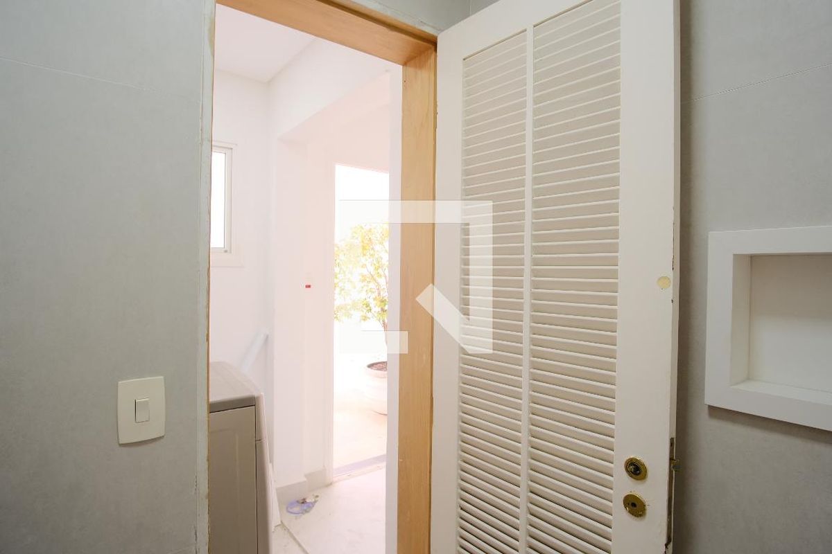 Casa, 2 quartos, 275 m² - Foto 39