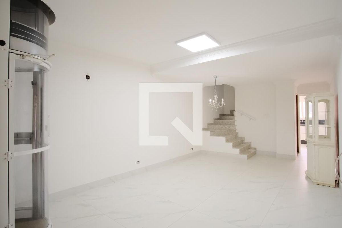 Casa, 2 quartos, 275 m² - Foto 3
