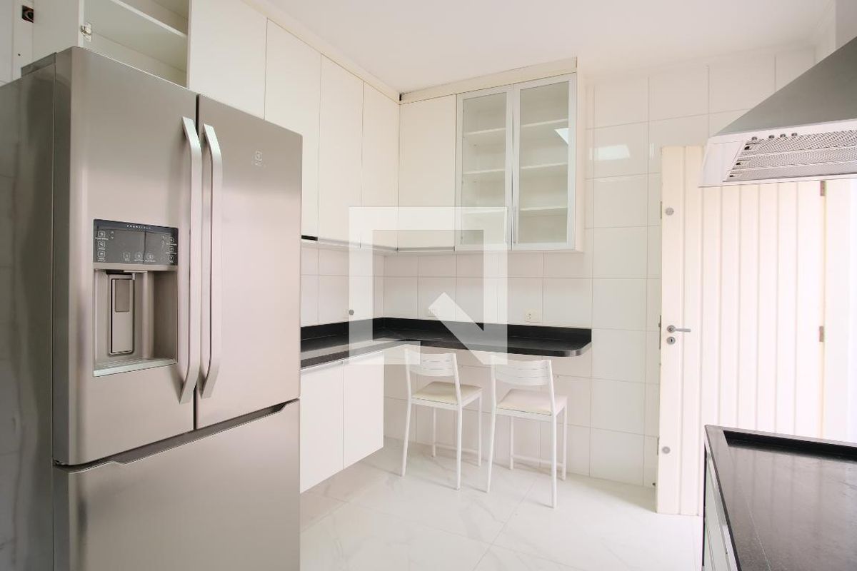 Casa, 2 quartos, 275 m² - Foto 26