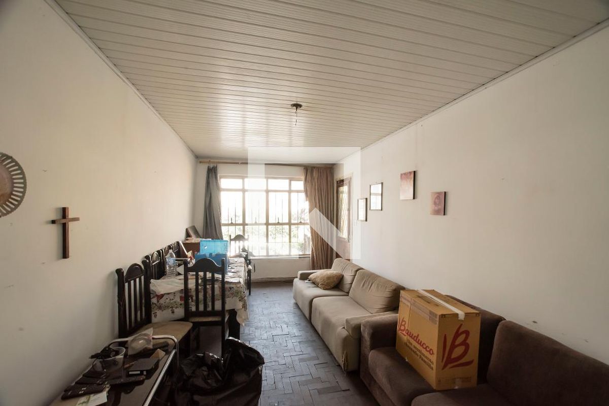 Casa, 3 quartos, 232 m² - Foto 1
